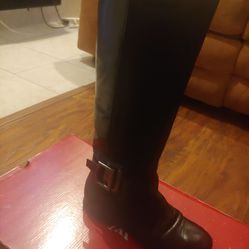 Black Boots