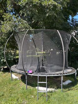 Free trampoline