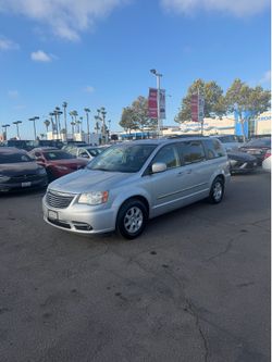 2012 Chrysler Town and Country