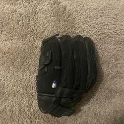 Wilson All-Black Baseball/Softball Glove