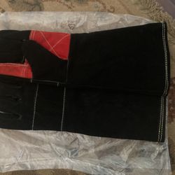 Long Welding Gloves Brand New