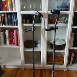 Millennial Inmotion Adult Forearm Walkers (Pair)