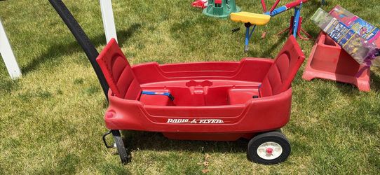 Radio flyer 2 seater wagon