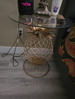 Pineapple End Table