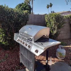 BBQ GRILL WITH TANK