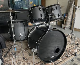 Tama 5 Piece Drum shells (Read Description Below)