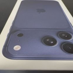 Brand New iPhone 17 Pro Max Blue $850 AT&T