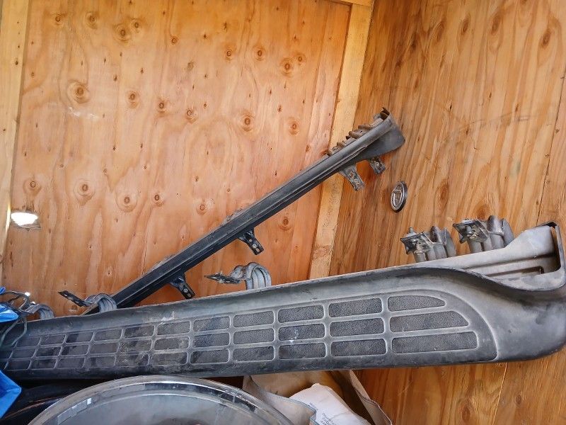 Steps For Chevy Tahoe 2003