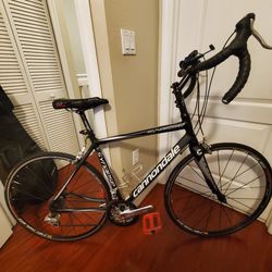 cannondale Road Bike (synapse)