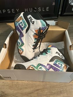Unisex Shoes Men or Women