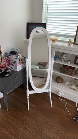 White Oval Full-Length Floor Mirror