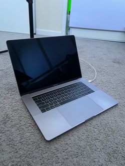 2018 MacBook Pro 15-inch, 512GB Storage 16GB RAM