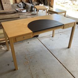 Blonde Desk With Rolling File Cabinet 