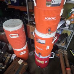 5 Gallon  Igloo  Cooler 