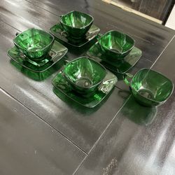Anchor Hocking Forest Green Charm Coffee Cups And Saucers