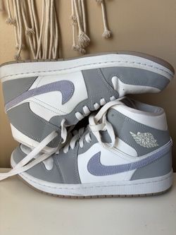 Air Jordan 1 Mid “Wolf Grey Aluminum”