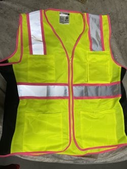 New Women’s XL Safety Vest $10