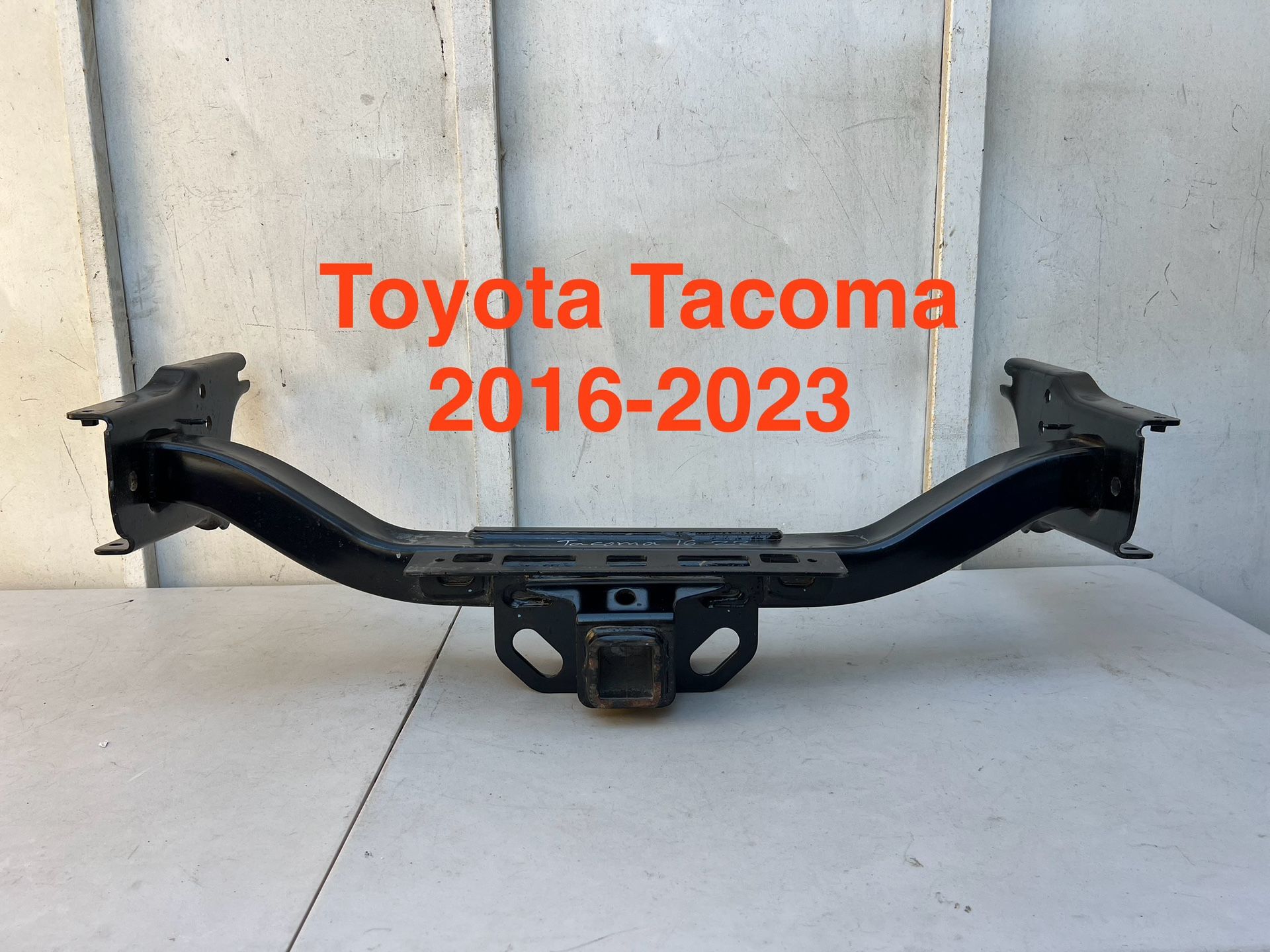 2016-2023 Toyota Tacoma Trailer Hitch OEM