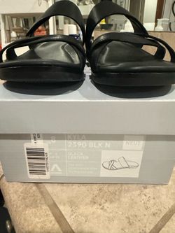 Abeo Sandals