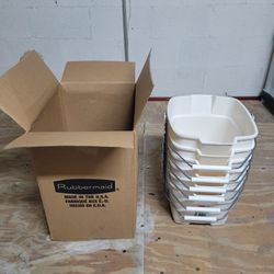 (100) Brand NEW BOX RUBBERMAID 13 BUCKET Buckets  Cleaning House $20. For 6