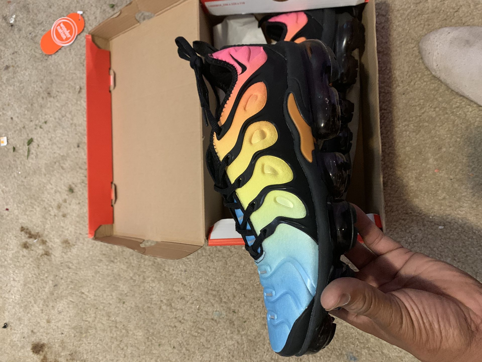 Nike vapormax plus tropical sunset