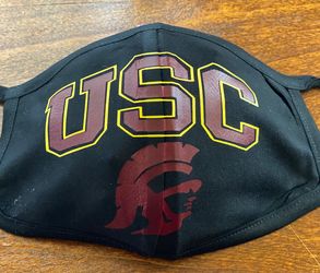 Customize your face mask with filter. Your logo or name