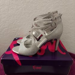 Brand:Fioni Color:Silver Size:9 1/2 