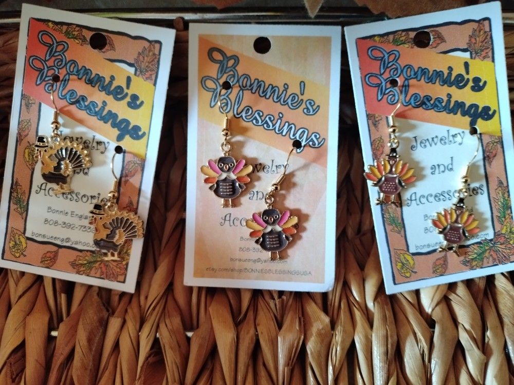 FREE Thanksgiving Turkey Earrings w/ 24k gold-plated earring hooks