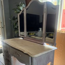 Vintage Vanity With 3 Panel Glass mirror 
