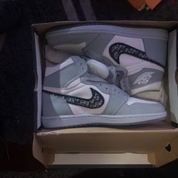Air Jordan 1 Retro High Dior Size 8.5 Men’s 