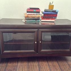 FREE TV STAND / CABINET - MUST PICK UP 2/28