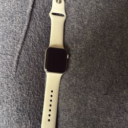 Apple Watch SE 2nd Gen