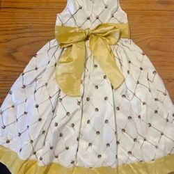 Little Girls Princess Dress Size 6- Daisy Yellow Flowers / White Satin