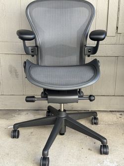 Herman Miller Aeron Chair Remastered Size A