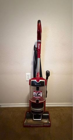 Shark upright vacuum
