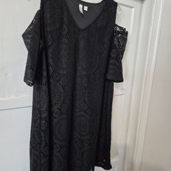 Used, Size 1X, Little Black Dress