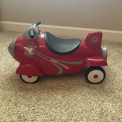 Radio Flyer Retro Rocket Ride-On with Lights and Sounds