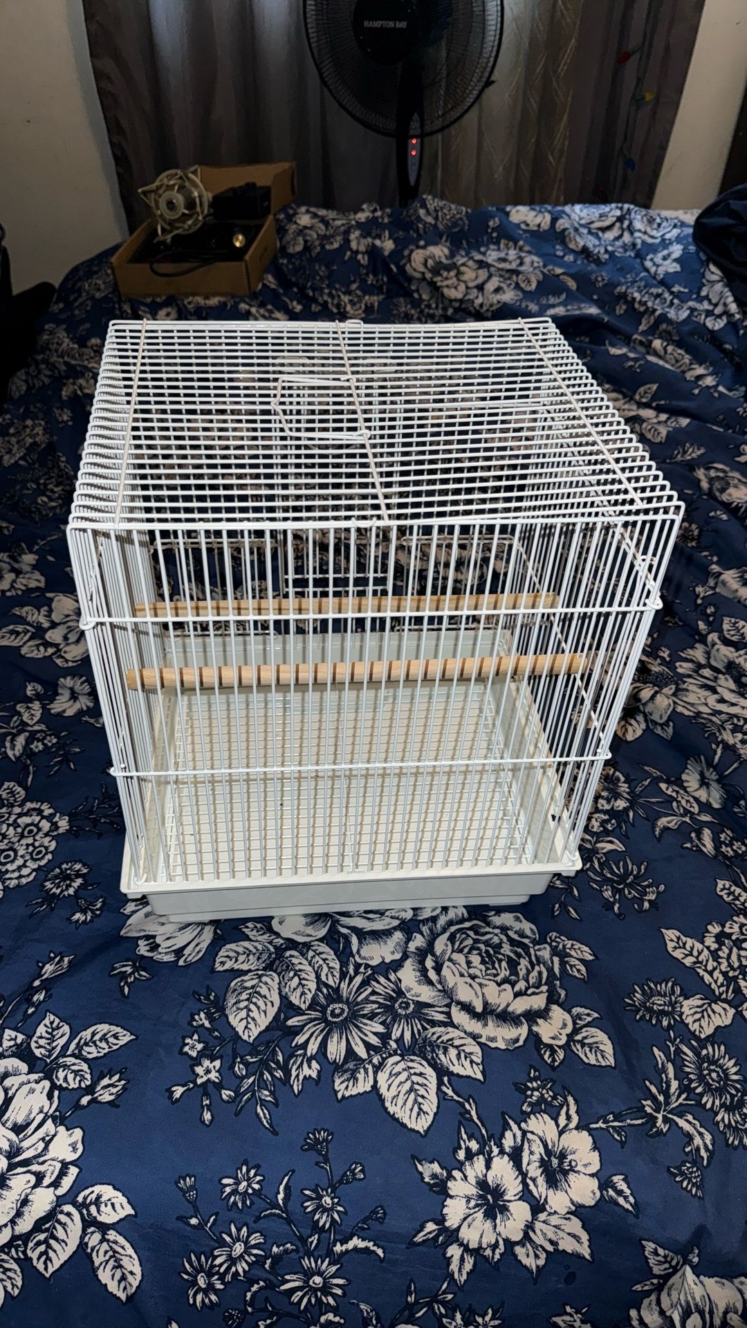 New Buggie Parakeet Cage
