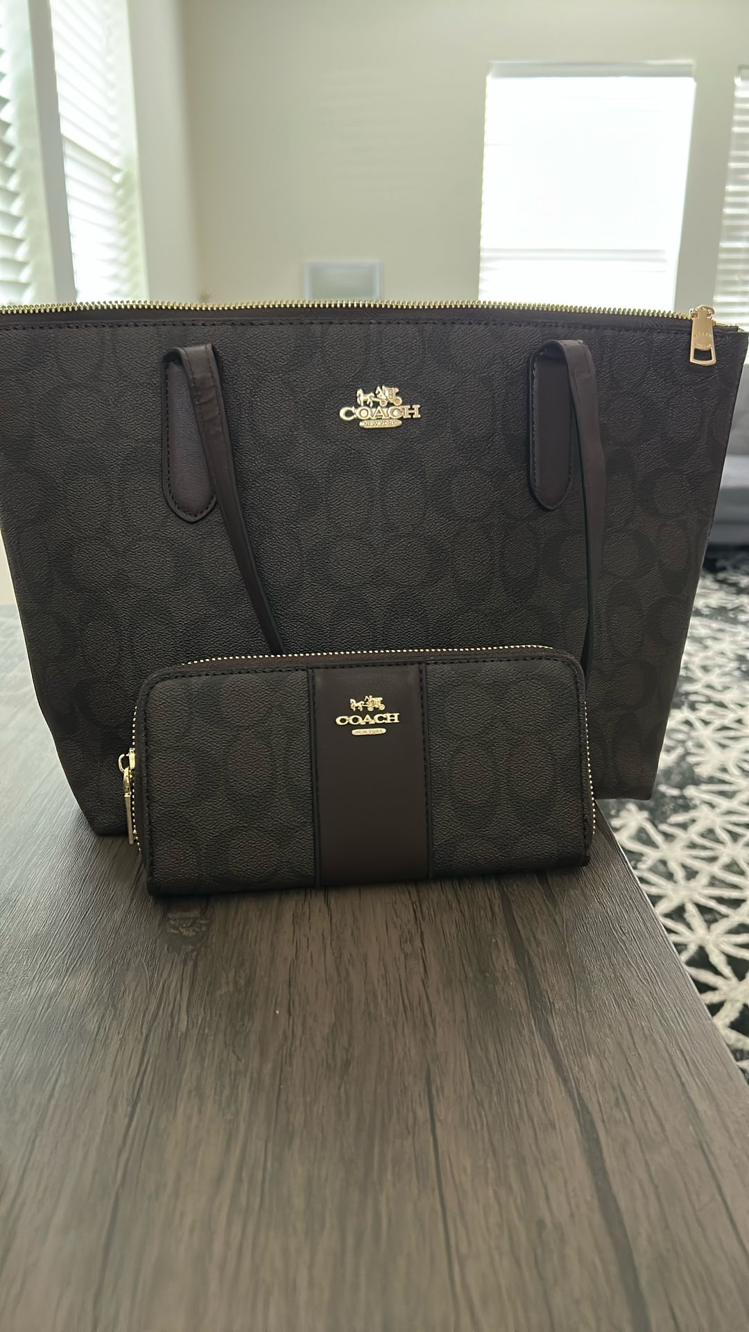 Coach Purse 50$
