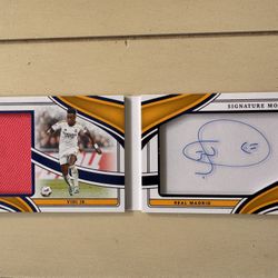 2023 Vini Jr Immaculate Signature Moves Booklet Patch Auto /25 Real Madrid