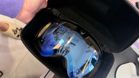 Smart Ski Goggles - Instant Tint Control Snow Goggles (3 Levels)