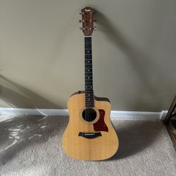 Taylor 210ce Acoustic Electric Guitar 