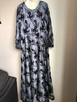 BRAND NEW blue-gray gown with long sleeves size L
