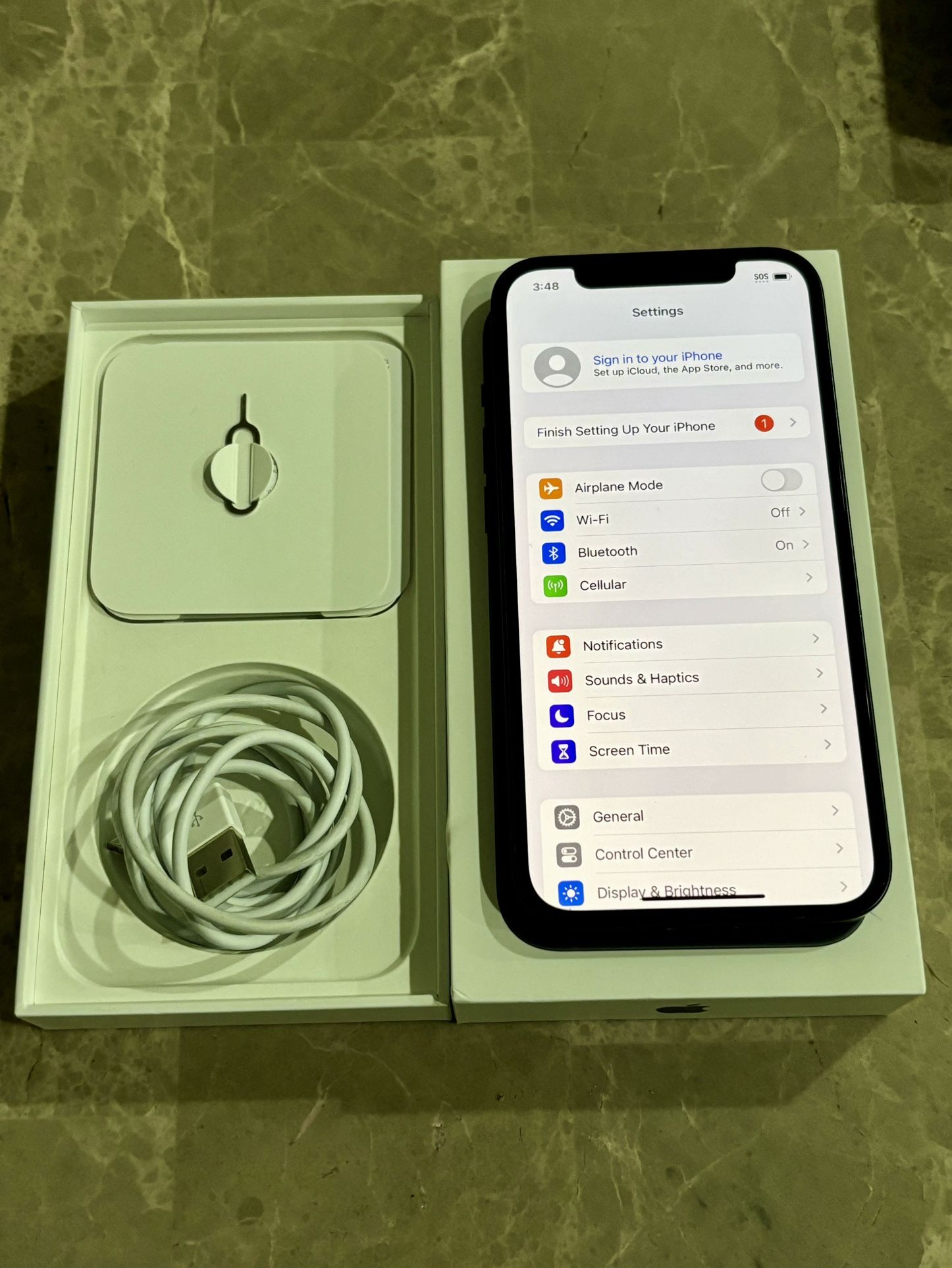 Apple iPhone 12 128gb Factory Unlocked $450