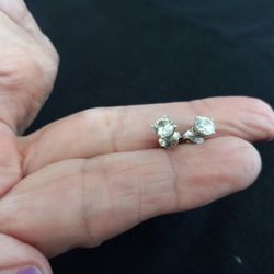 Diamond Earrings White Gold With 14 Karat