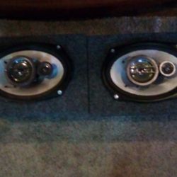 Kenwood Speakers. 6X9