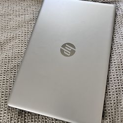 HP Notebook 15.6in Touchscreen 