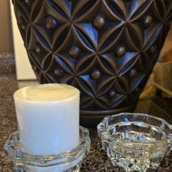 Vintage Pair of Colony Whitehall Clear Candlestick Holders (Like New)