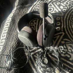 Steel Series Arctis Pro High Fidelity Gaming Headset