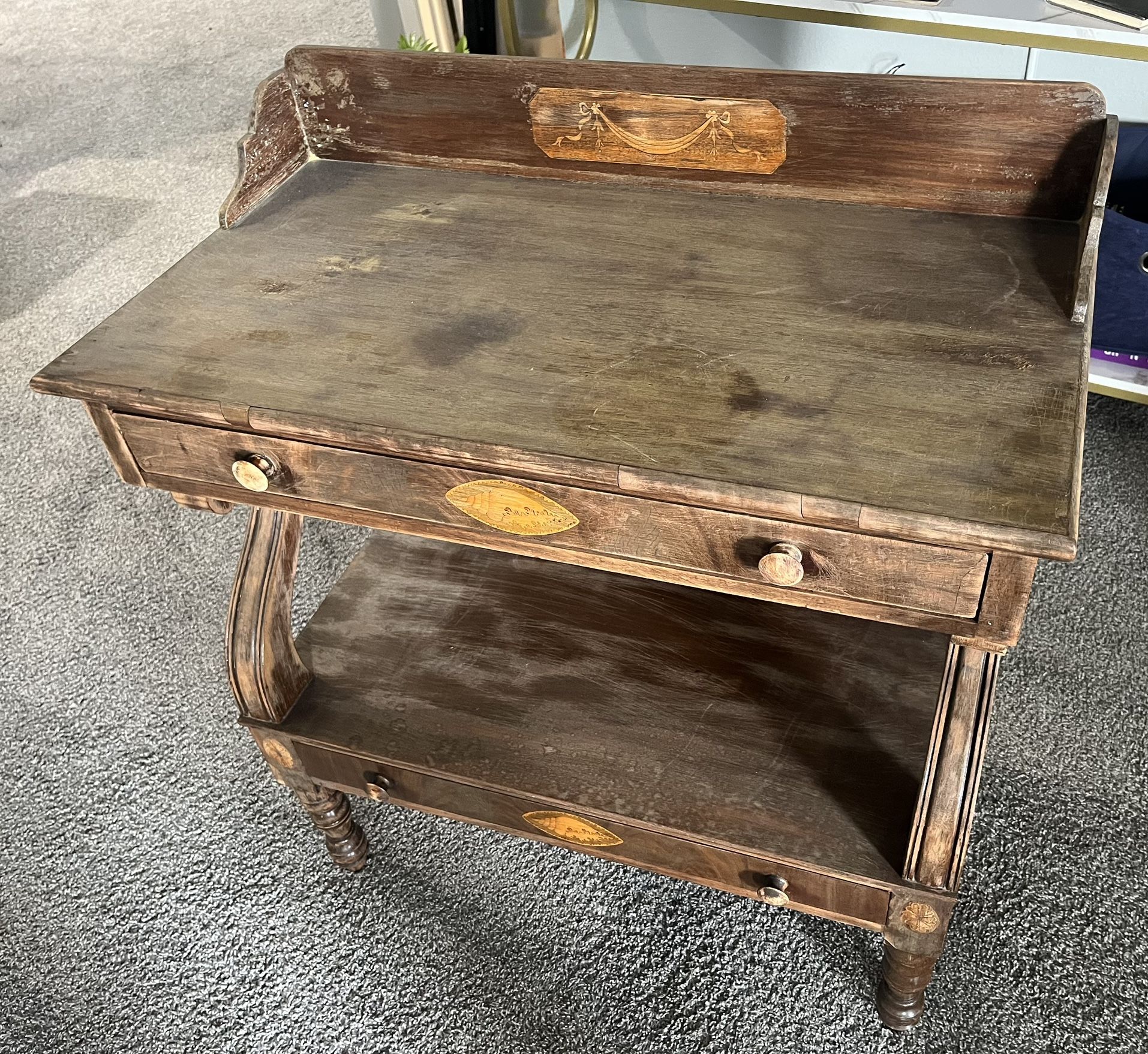 Smaller old side/accent table with inlay and 2 draws